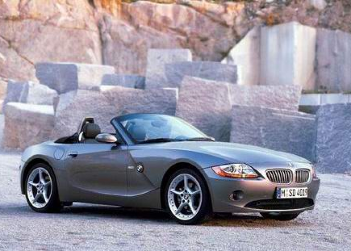 宝马Z4最新报价揭秘,2024款车型价格全解析,豪华敞篷跑车值不值得入手? 宝马Z4最新报价揭秘,2024款车型价格全解析,豪华敞篷跑车值不值得入手?