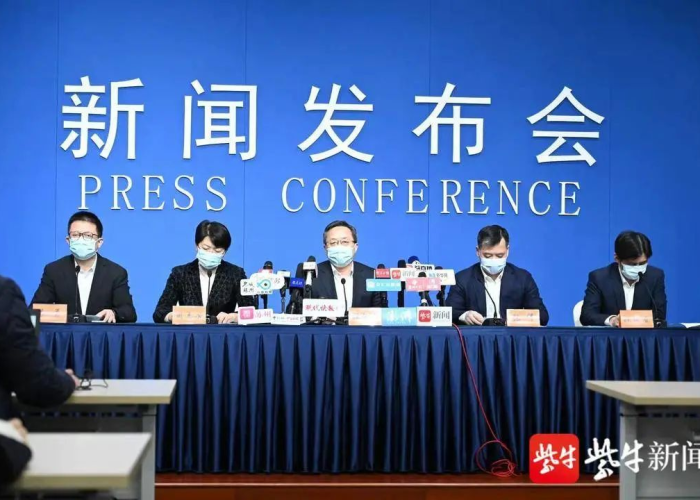 给大家讲解“微信炸 金花房间链接在哪”详细房卡怎么购买教程 给大家讲解“微信炸 金花房间链接在哪”详细房卡怎么购买教程