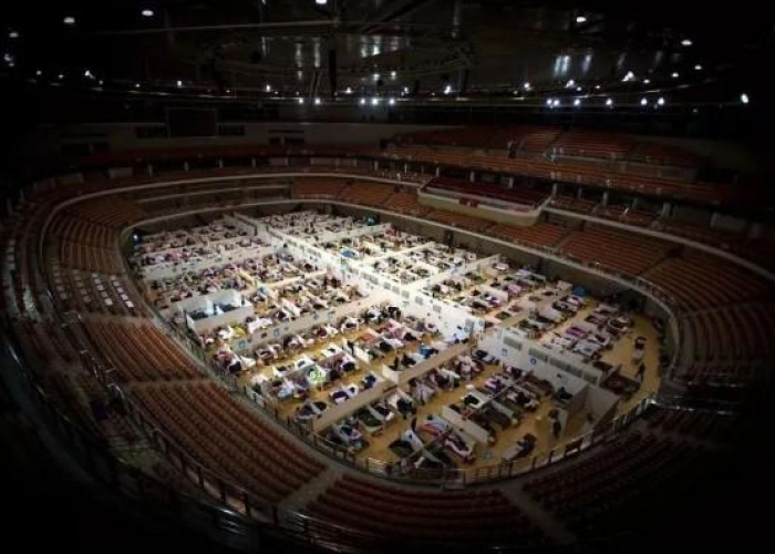 上海一家七口入境新冠阳性,全球疫情下的家庭挑战与反思 上海一家七口入境新冠阳性,全球疫情下的家庭挑战与反思