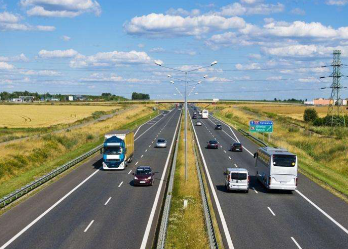 端午节高速公路免路费吗?深度解析政策背后的真相与出行建议 端午节高速公路免路费吗?深度解析政策背后的真相与出行建议