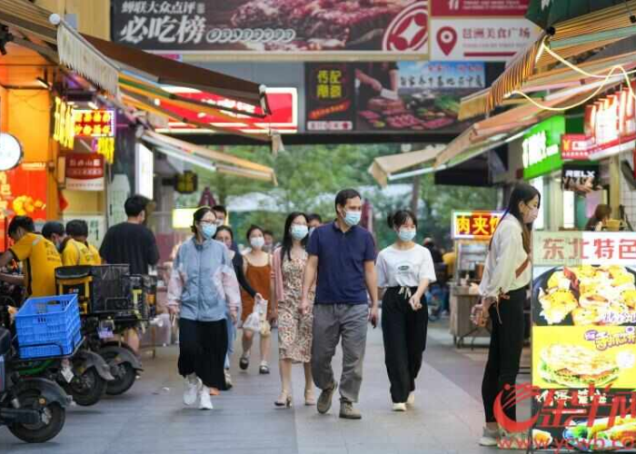 广州今日防疫新策落地,精准防控再升级,市民生活有序调整 广州今日防疫新策落地,精准防控再升级,市民生活有序调整