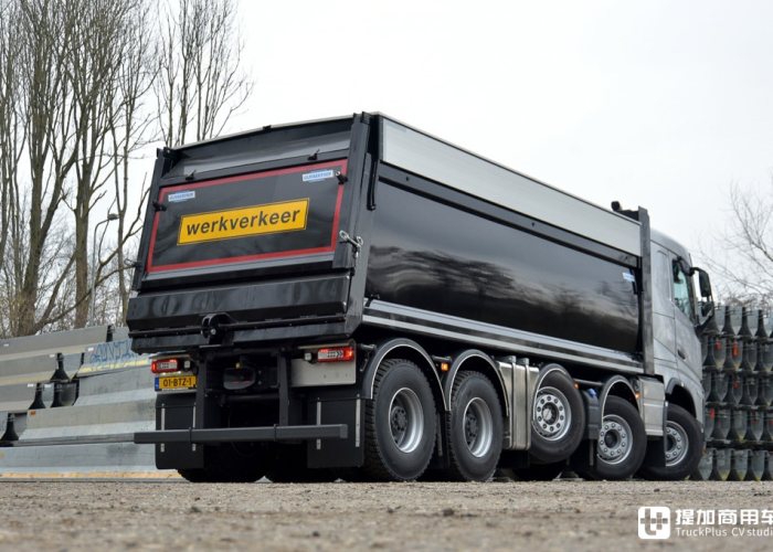 卡车4x8,驱动现代物流的坚实力量 卡车4x8,驱动现代物流的坚实力量