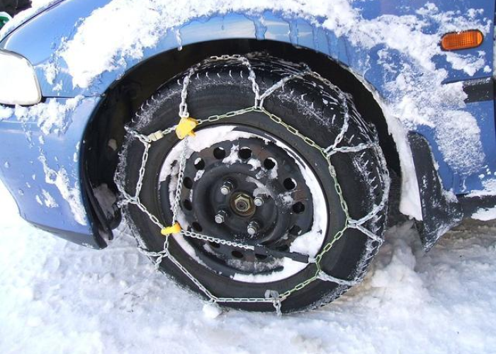 防滑链的正确使用方法与最佳安装时机详解 防滑链的正确使用方法与最佳安装时机详解