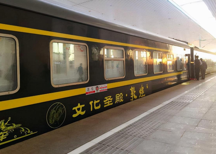 今年清明节高速免费时段出炉，这份避堵攻略请提前查收！