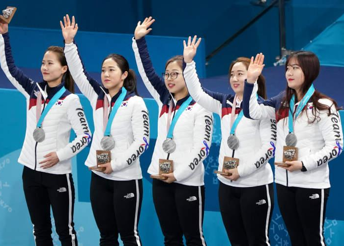 北京独耀世界，2022冬奥会开幕式的双城交响与时代华章