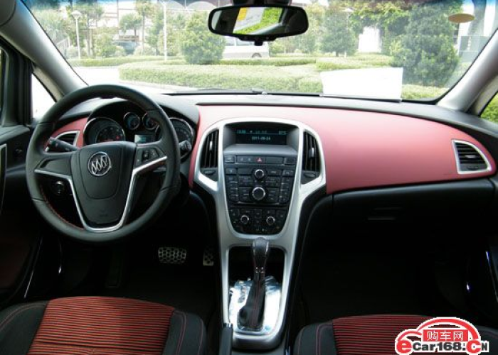 英朗XT与GT,别克双星如何重塑运动轿车的驾控哲学? 英朗XT与GT,别克双星如何重塑运动轿车的驾控哲学?