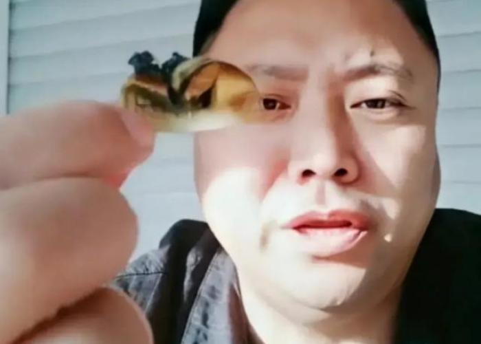 给大家讲解“微信牛牛游戏房卡”详细房卡使用教程