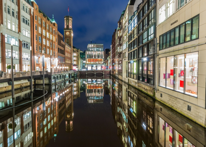 郑州解封，一座城市的复苏与反思