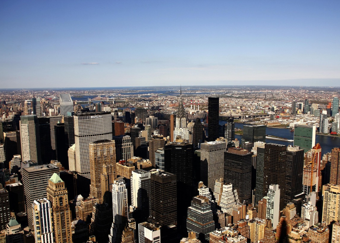北京现有中风险，精准防控下的城市韧性与生活新常态