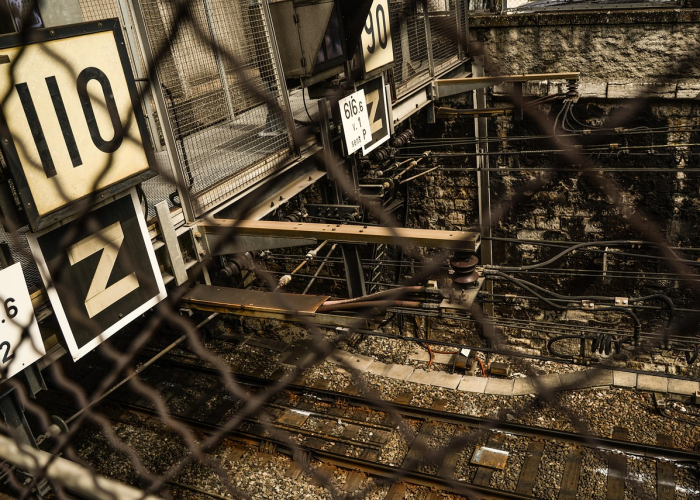 列车惊魂,密闭车厢里的病毒遭遇战 列车惊魂,密闭车厢里的病毒遭遇战