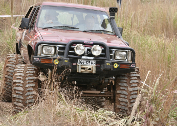 越野车图片大全报价及价格，贰0贰叁年最新选购指南与市场趋势分析