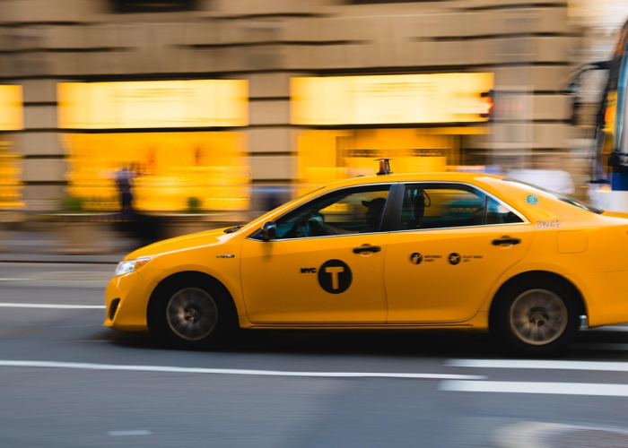 吉利轿车全系车型盘点,从经典家用到智能电动,一网打尽中国品牌崛起之路 吉利轿车全系车型盘点,从经典家用到智能电动,一网打尽中国品牌崛起之路