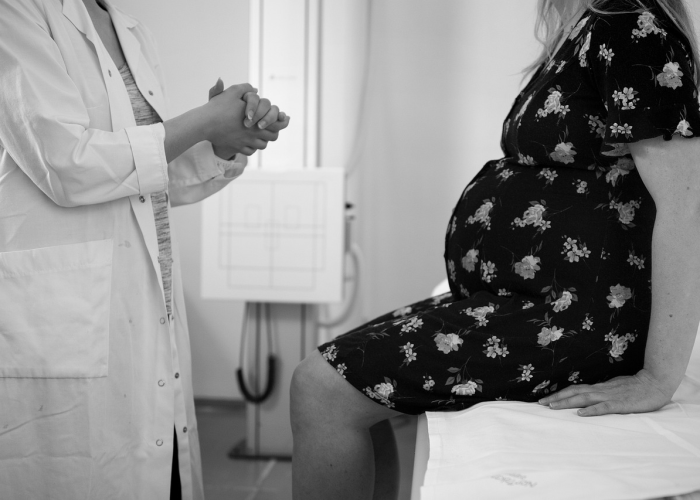 现在重症患者有多少？一个动态谜题背后的公共卫生图景