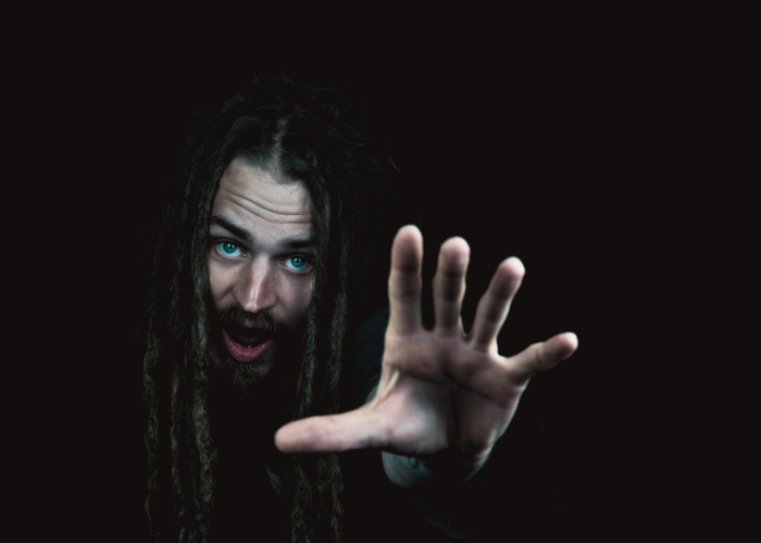 逃离恐惧的陷阱，逃出鬼屋下载安装全攻略，揭秘虚拟惊悚与现实心理的边界